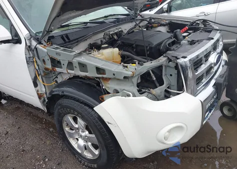 2009 Ford Escape Limited z USA, uszkodzony, nr VIN 1FMCU94G09KB77240